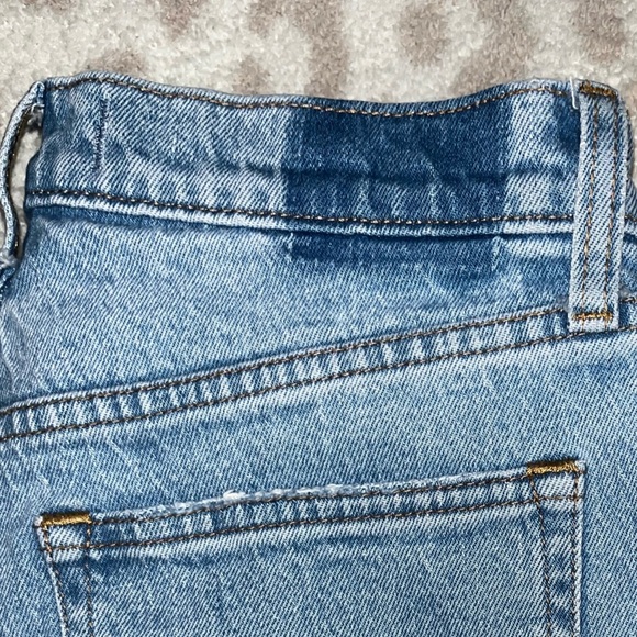 Abercrombie & Fitch The 90s Relaxed Jean High Rise 27 / 4 Light Wash Blue Denim - Picture 8 of 12